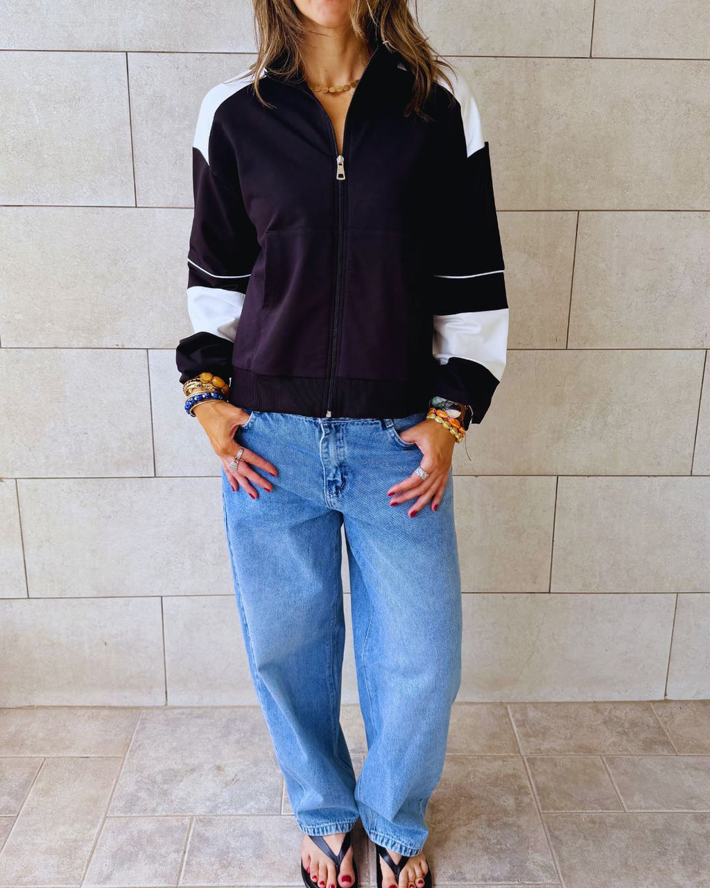 Black Light Weight Retro Zip Up