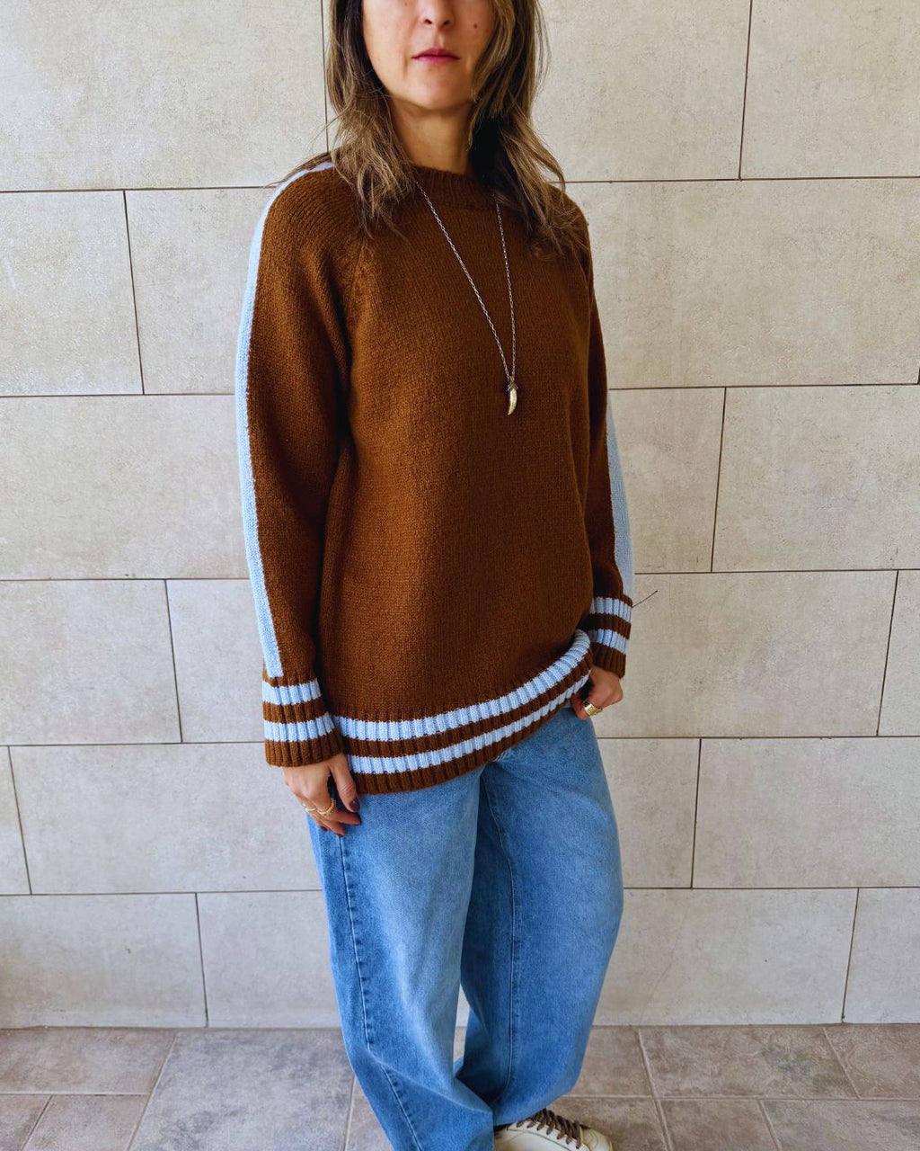 Brown Side Stripe Knit Pullover