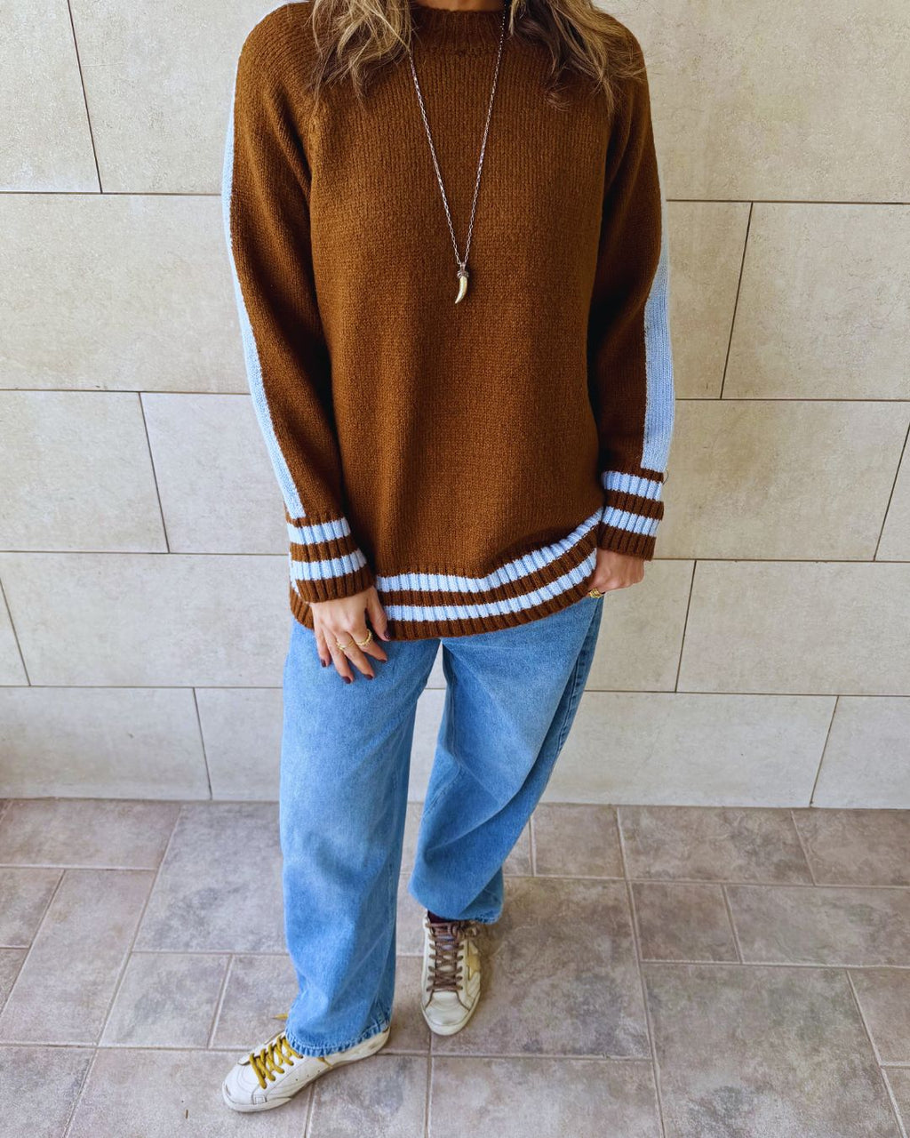 Brown Side Stripe Knit Pullover