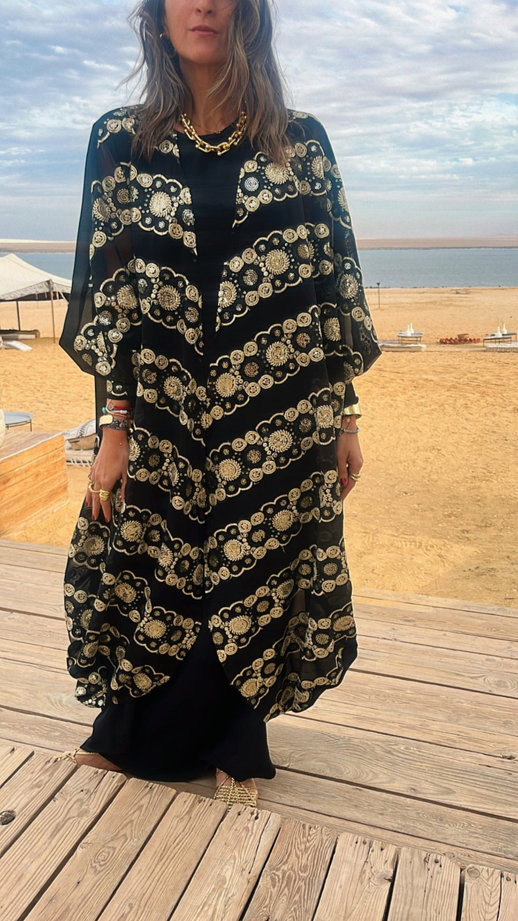 Dahabeya Embellished Kimono