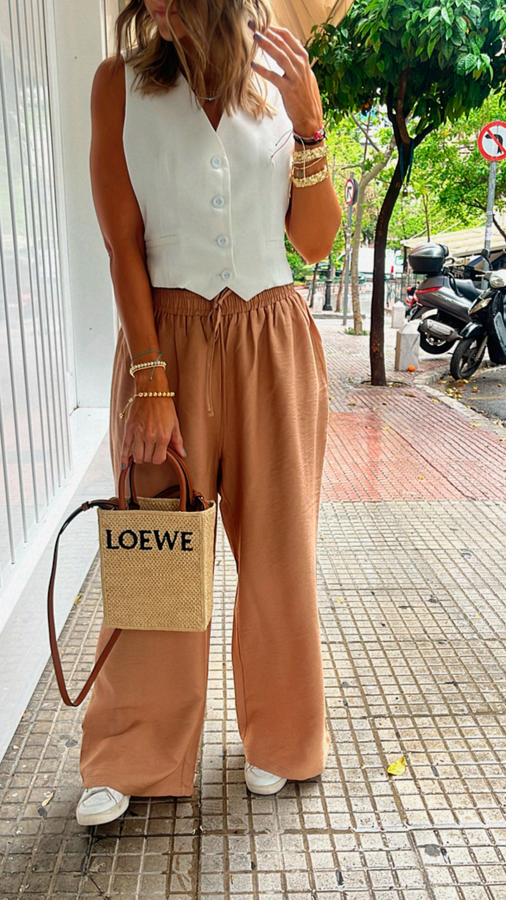 Cafe Essential Linen Pants