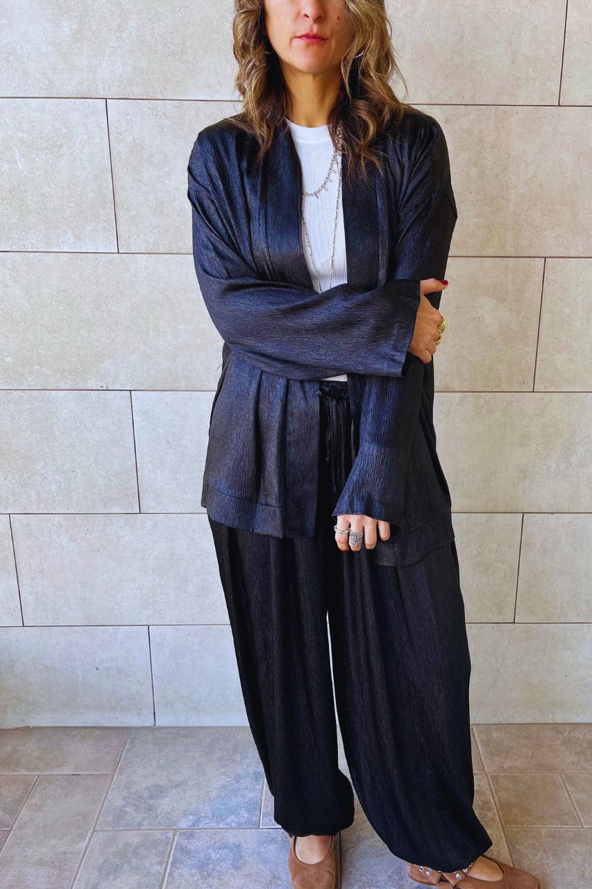 Black Golden Hour Kimono