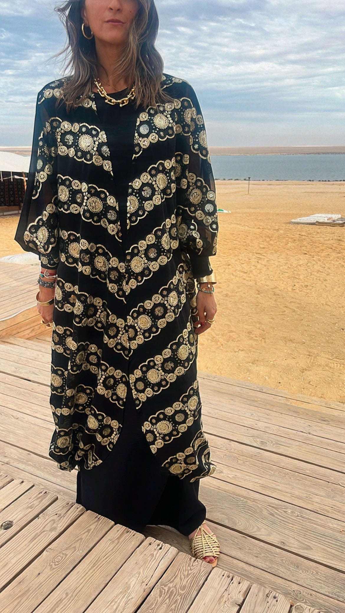 Dahabeya Embellished Kimono