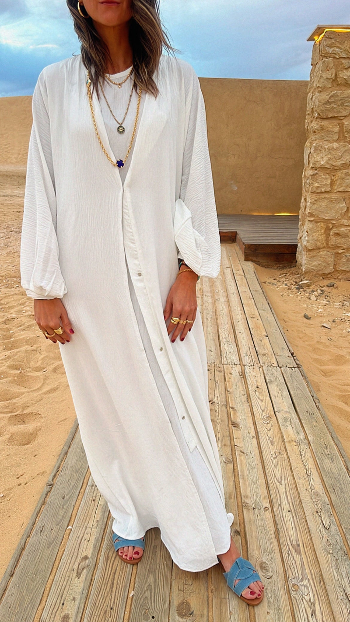 White Flows Away 2 Piece Set