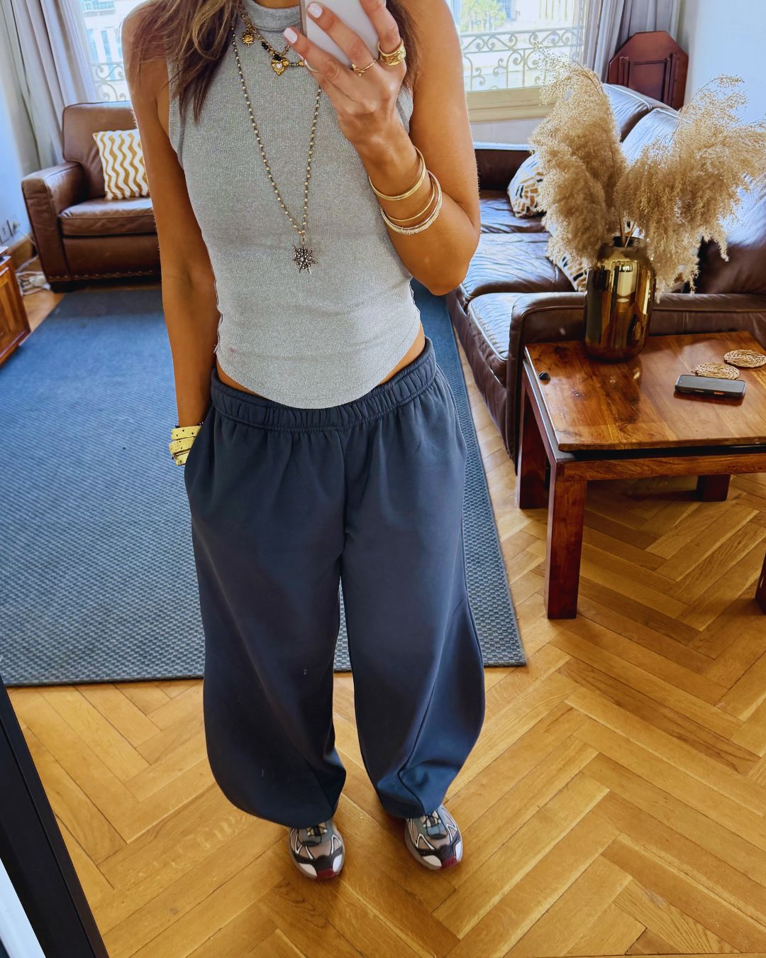 Grey Signature Balloon leg sweatpants