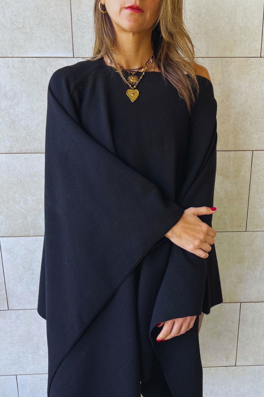 Black Off-Duty Poncho