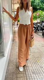 Cafe Essential Linen Pants