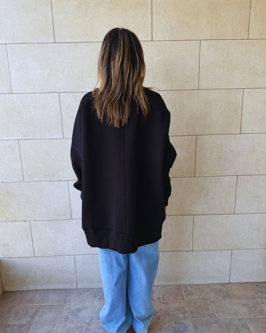 Black Easy Crew Sweatshirt