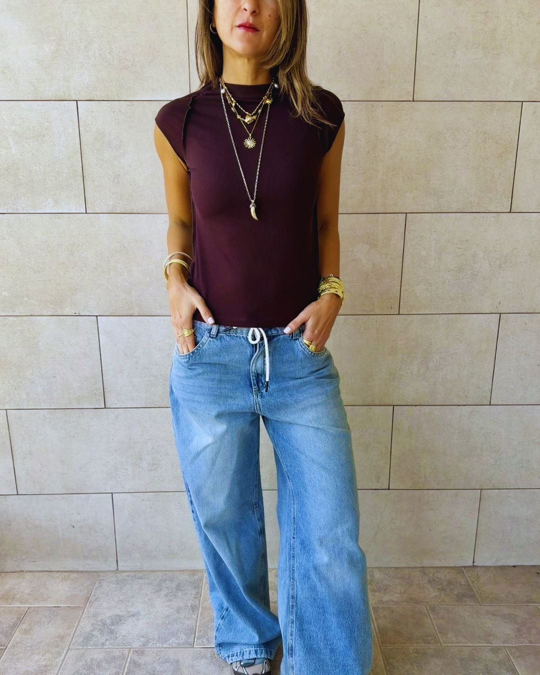 Brown 140 Contour Tee