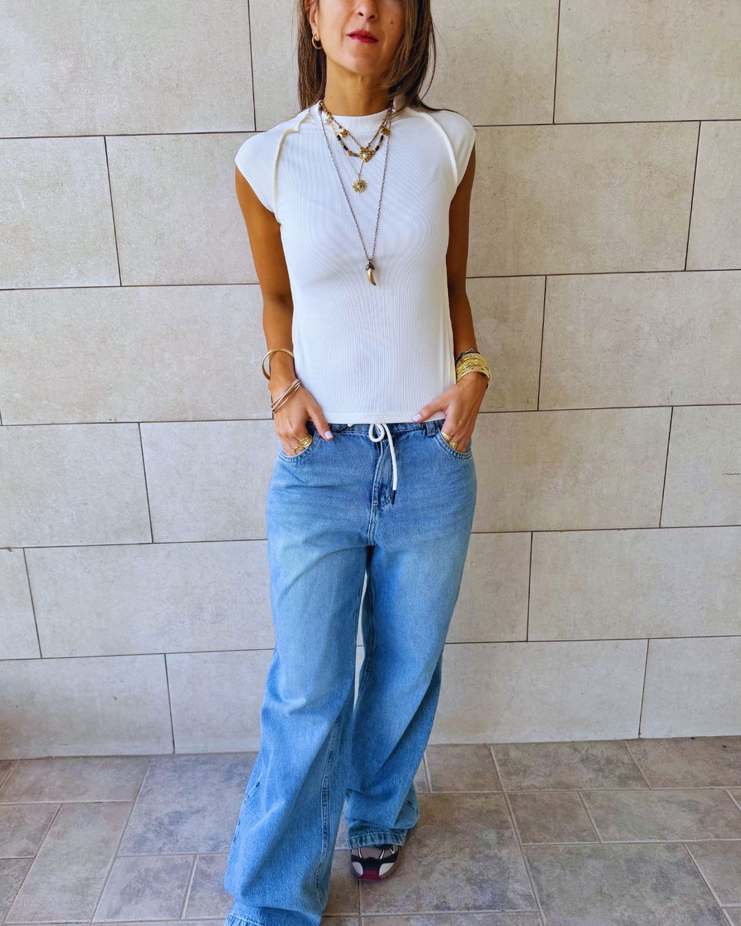 White 140 Contour Tee