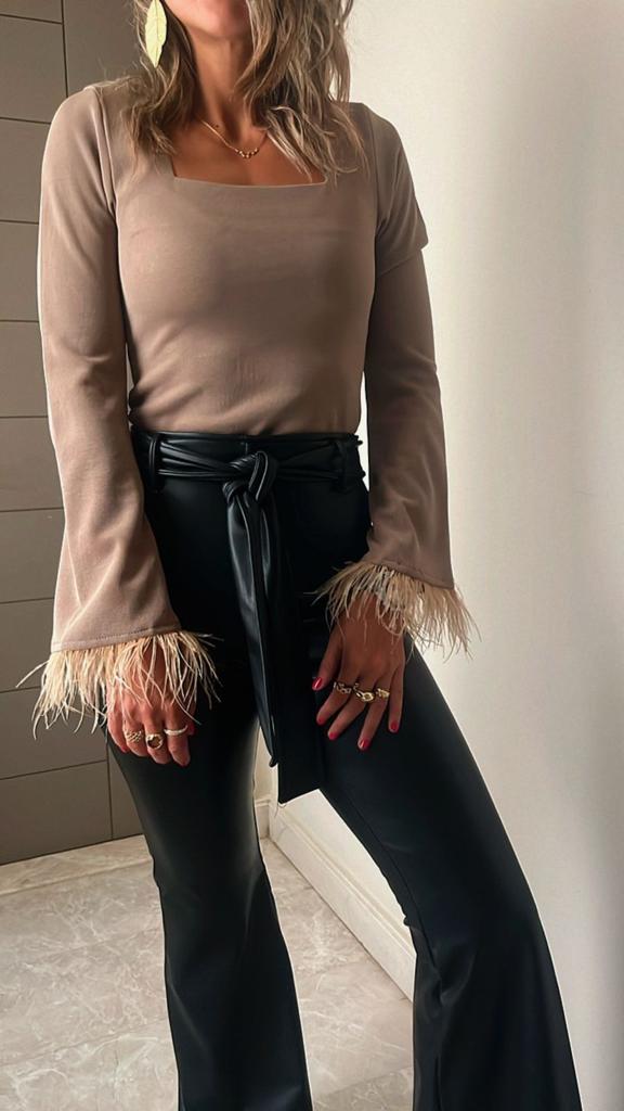 Cafe Fur Sleeve Top