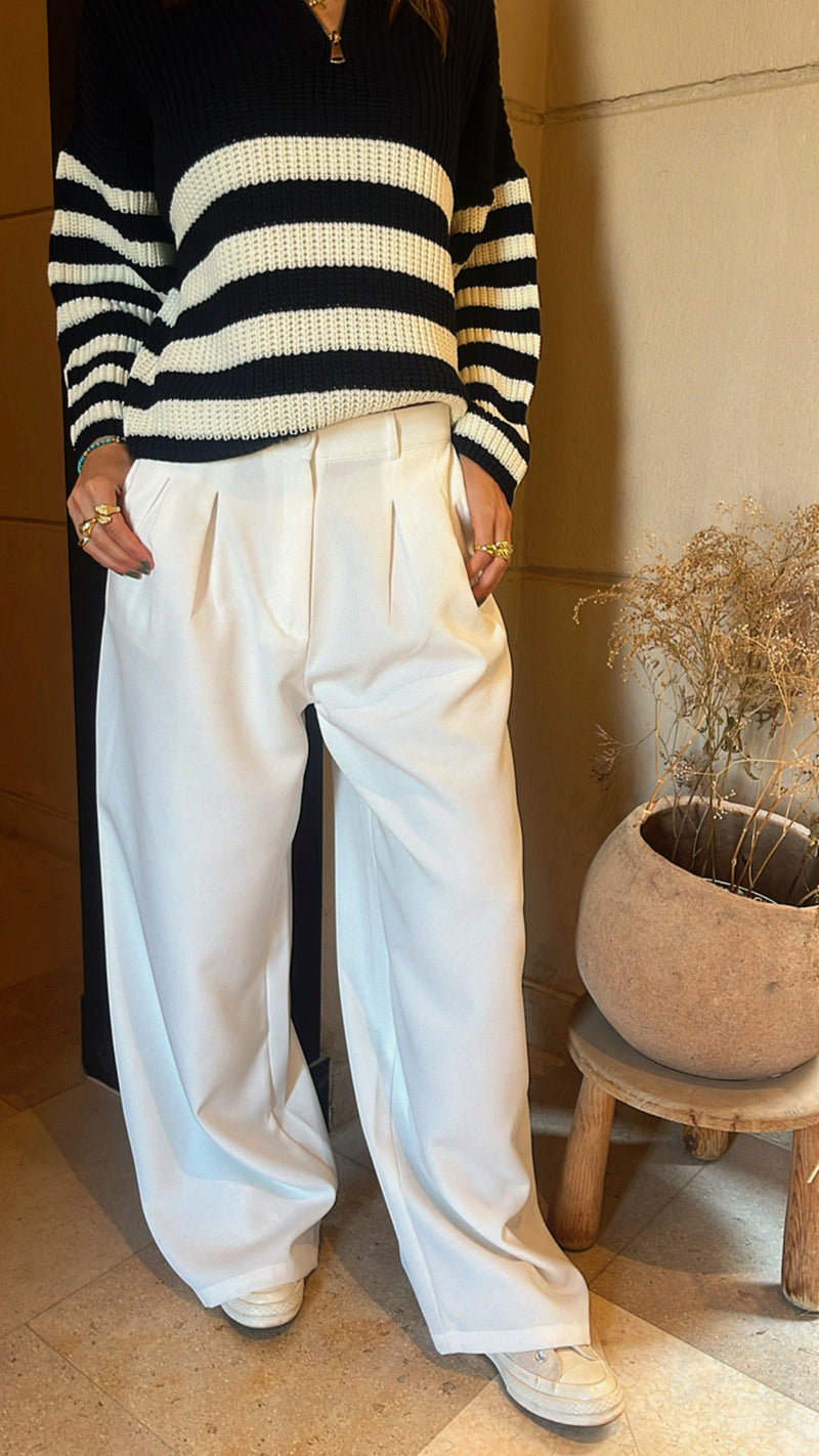 White Zip Up Striped Cropped Pullover