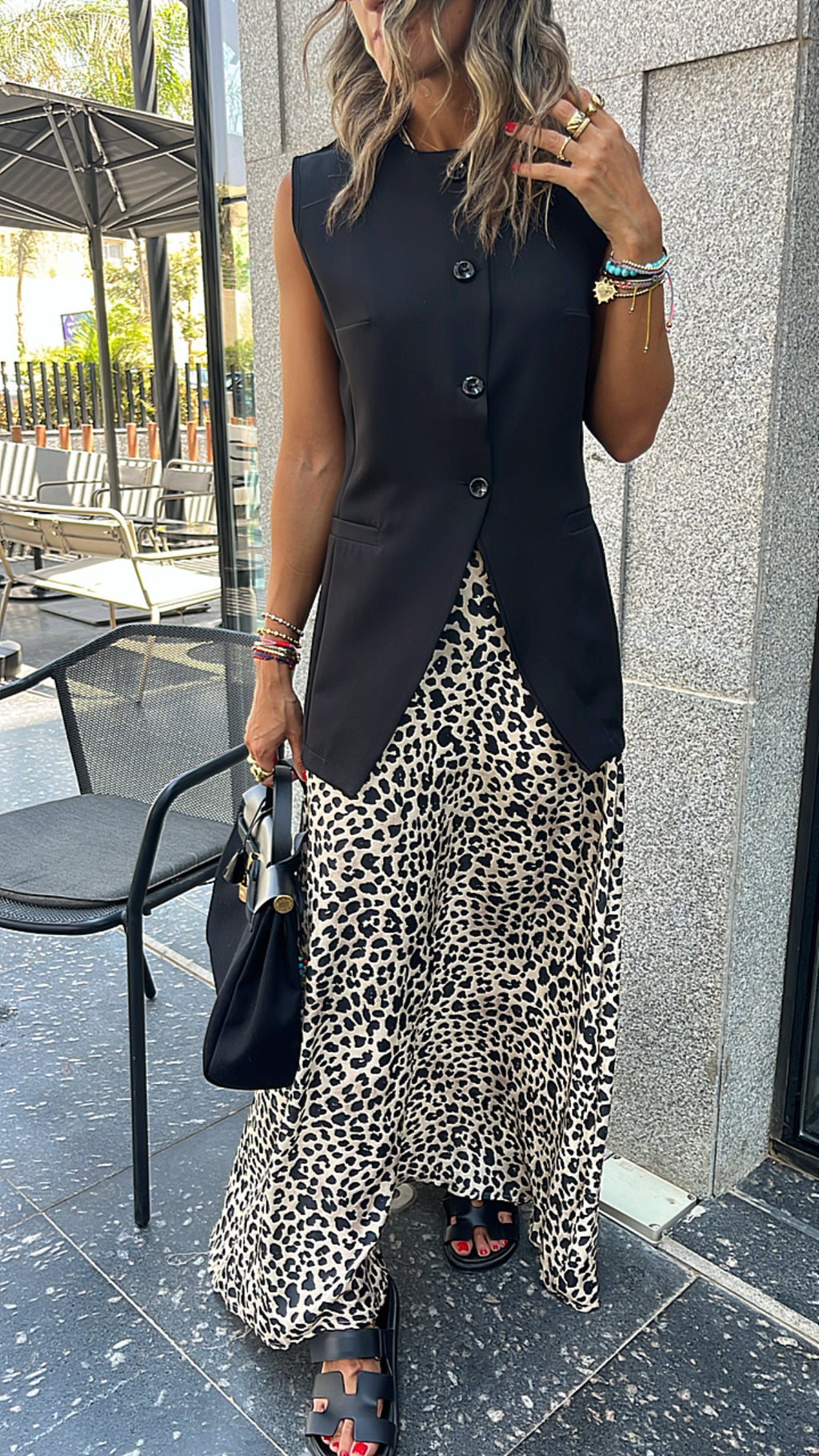 Black Sophisticated Girl Vest