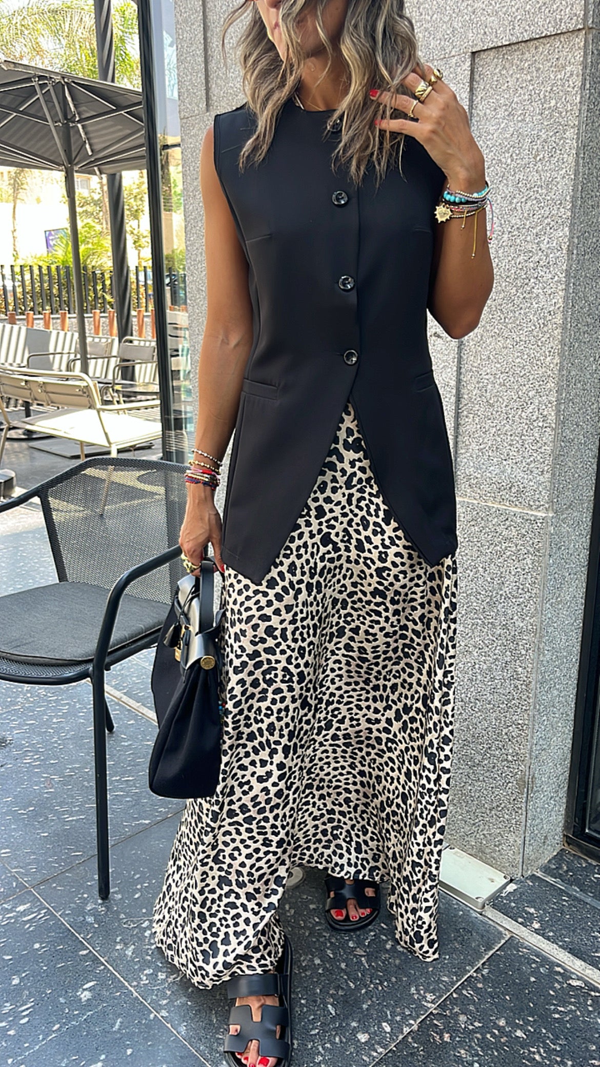 Black Sophisticated Girl Vest