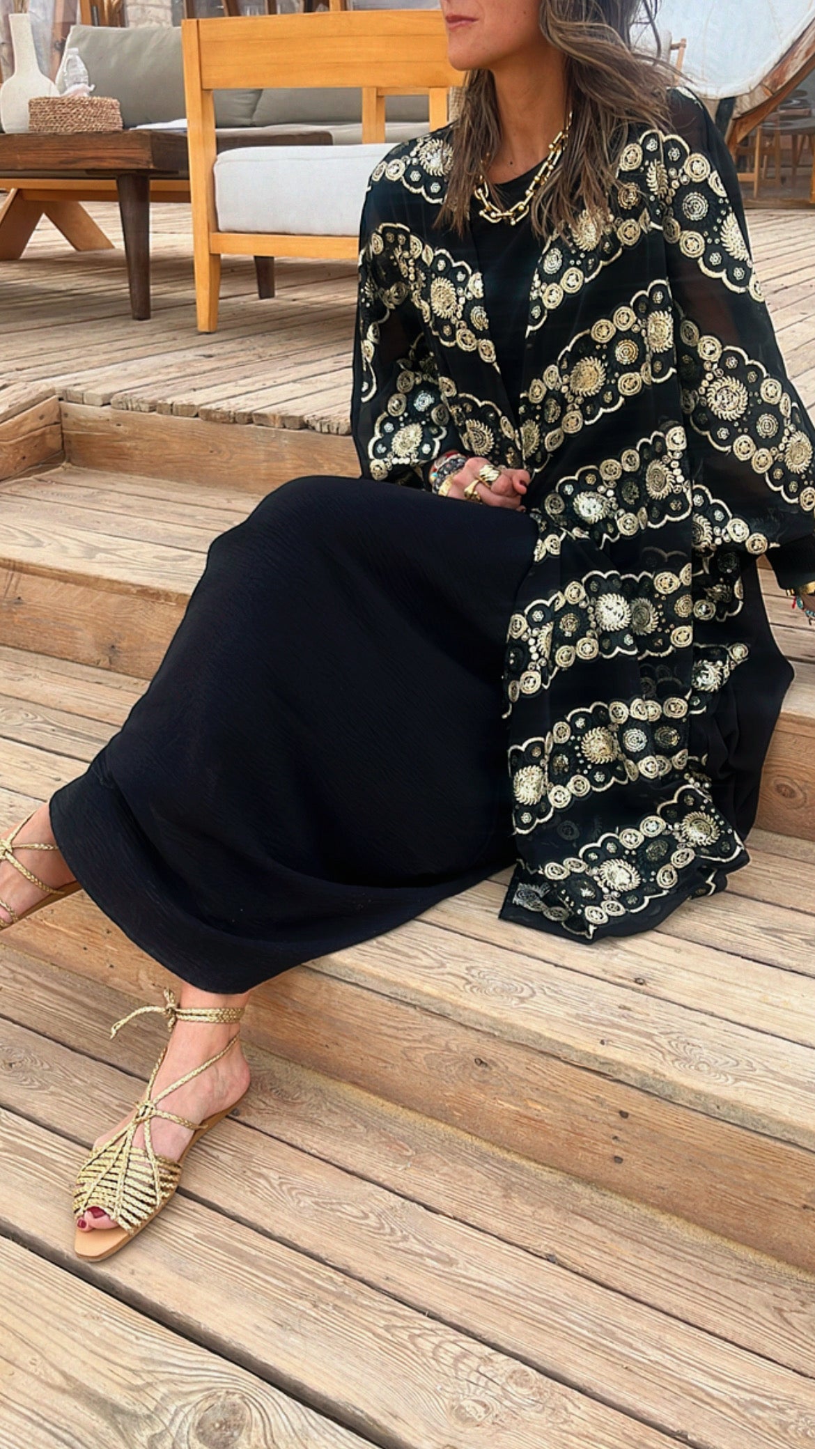 Dahabeya Embellished Kimono