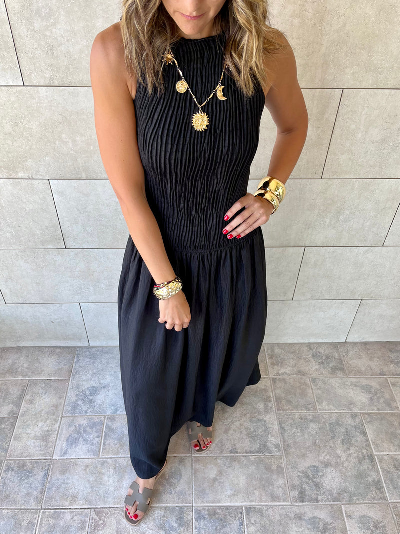 Black Crinkle Sleeveless  Dress
