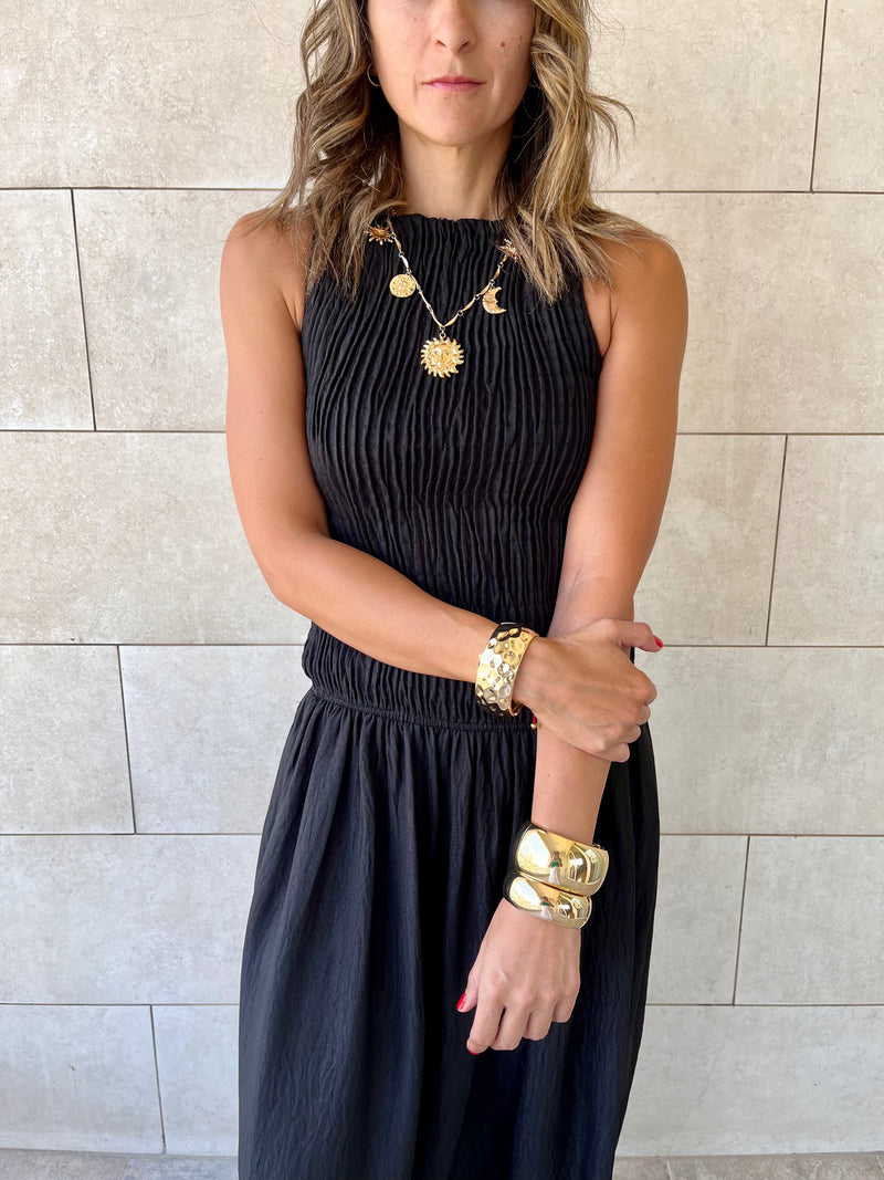Black Crinkle Sleeveless  Dress