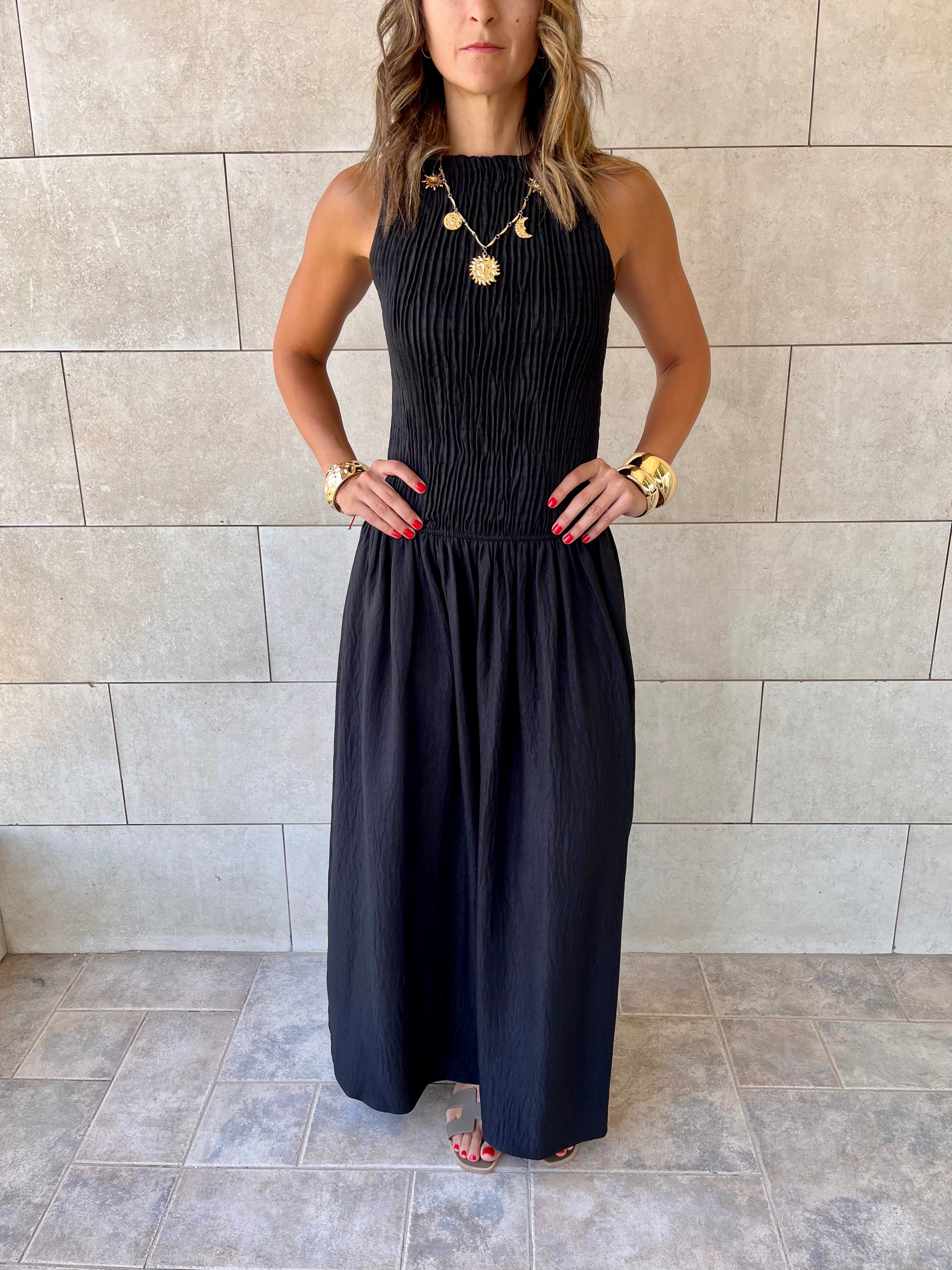 Black Crinkle Sleeveless  Dress