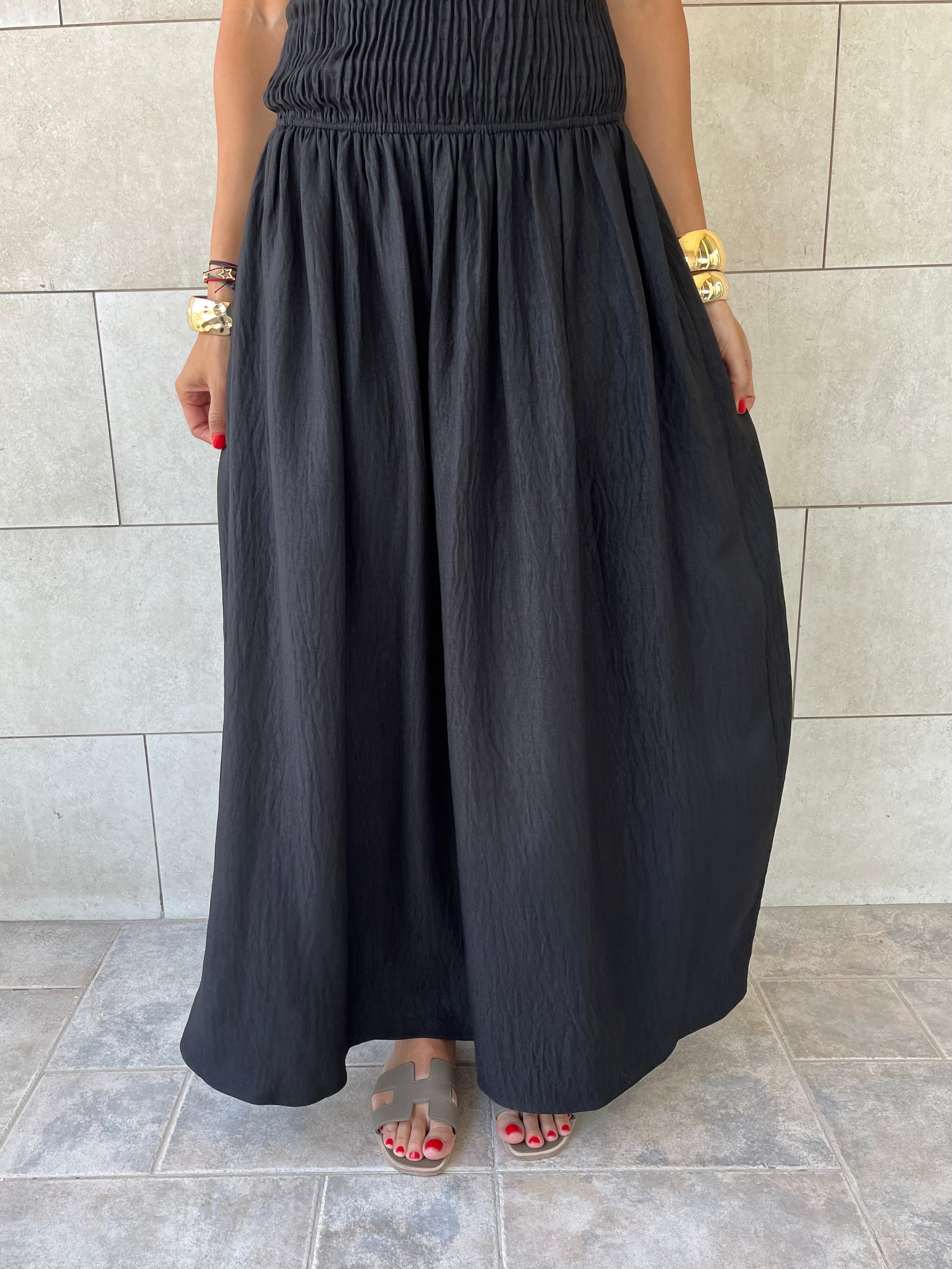 Black Crinkle Sleeveless  Dress