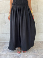 Black Crinkle Sleeveless  Dress