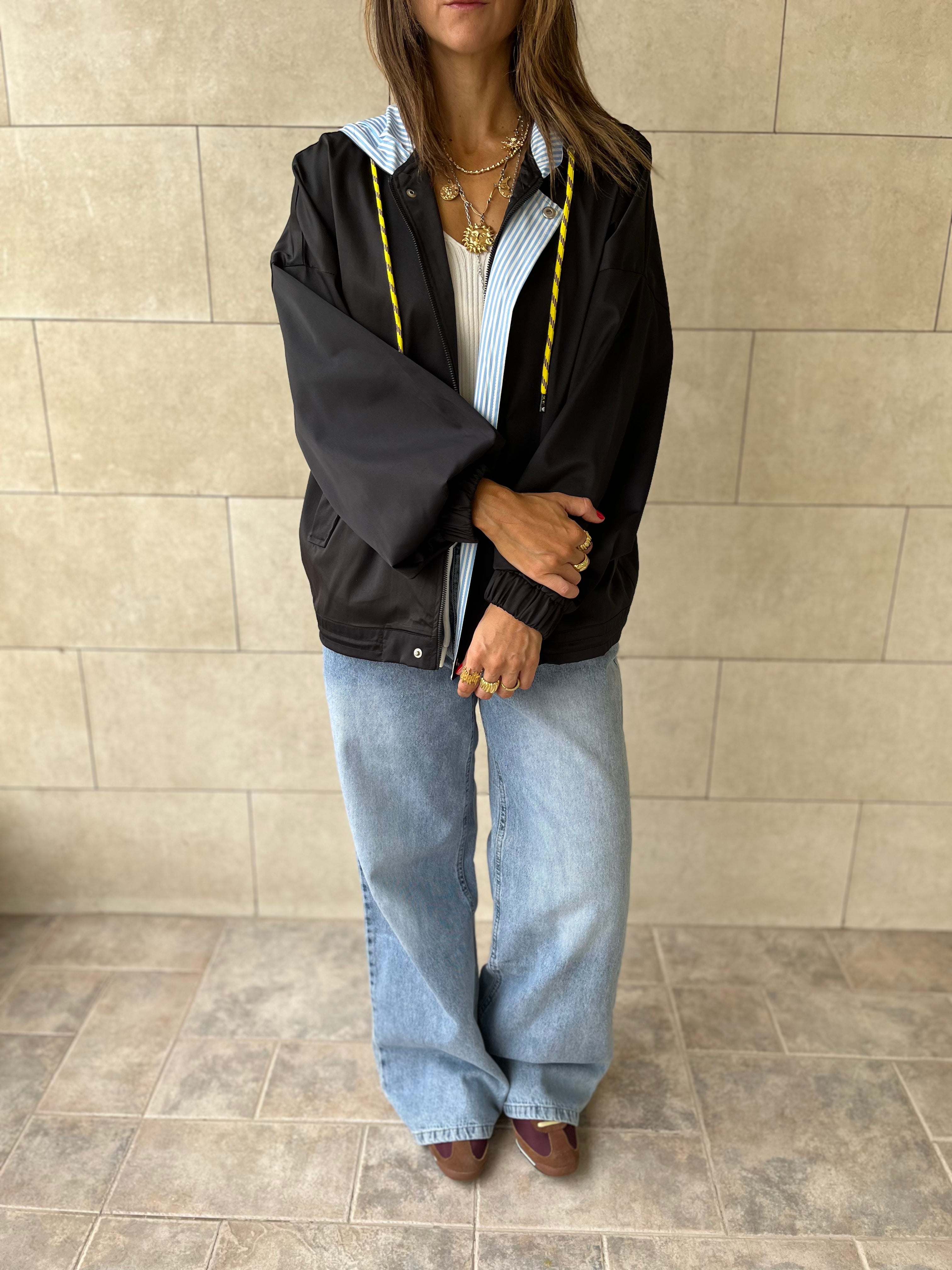 Black Light Weight Hit The Town Jacket