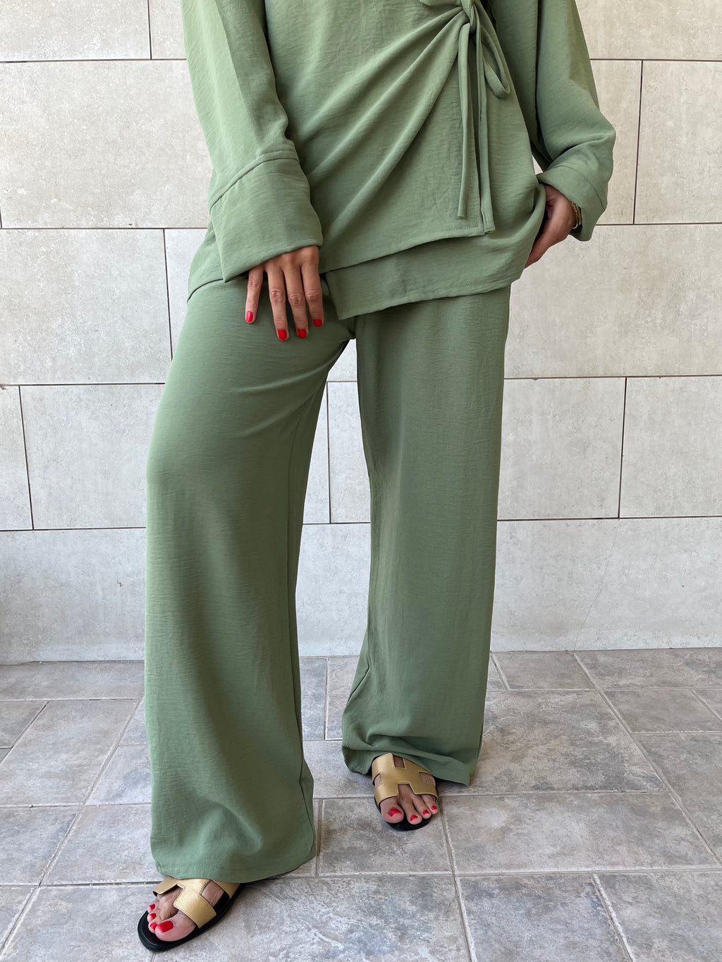 Olive Wrap Around Flowy Set