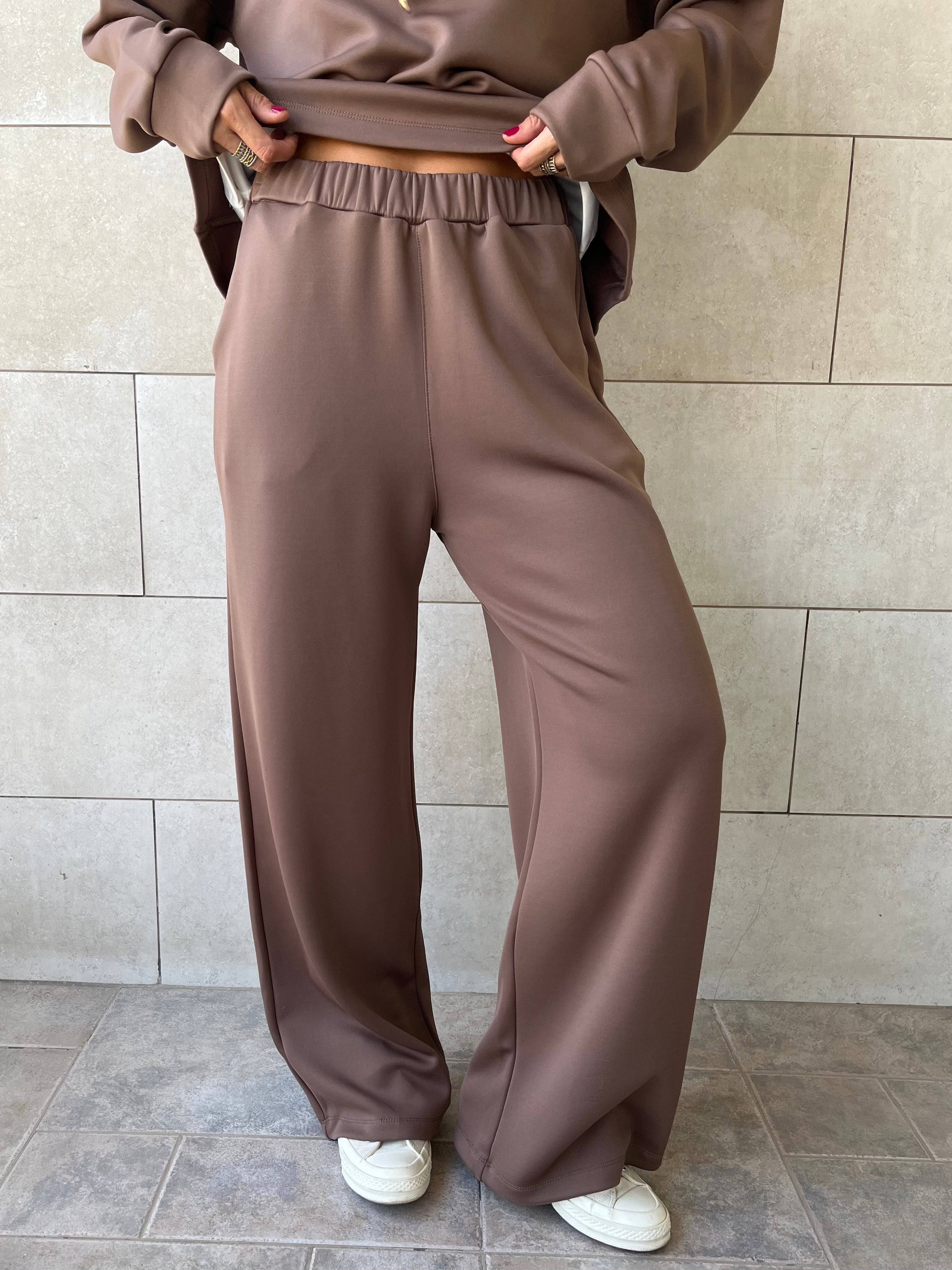 Brown Scuba Flare Set