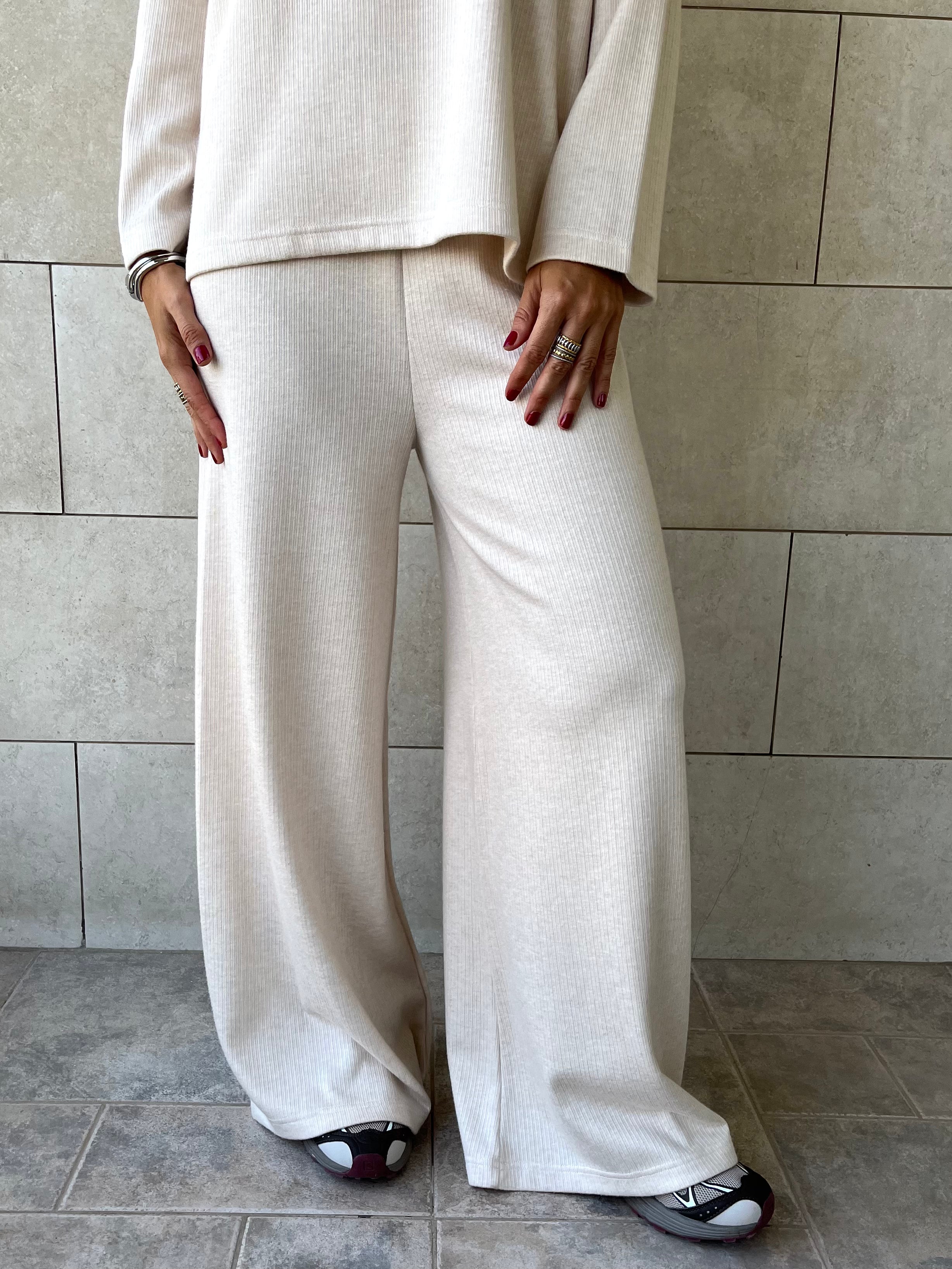 Beige Ribbed flowy Set