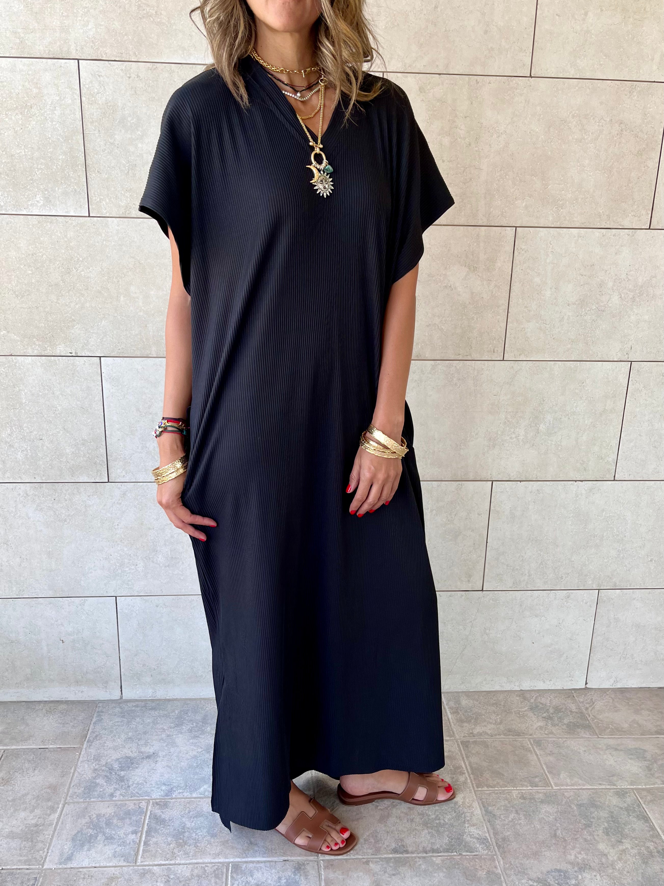 Black Ribbed Flowy Dress