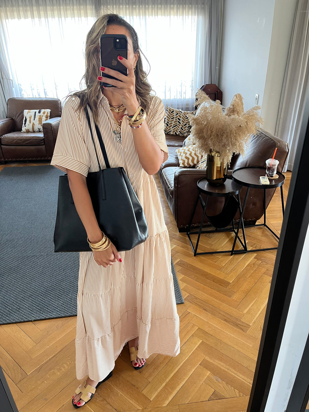 Black Frillu Leather Essential Bag