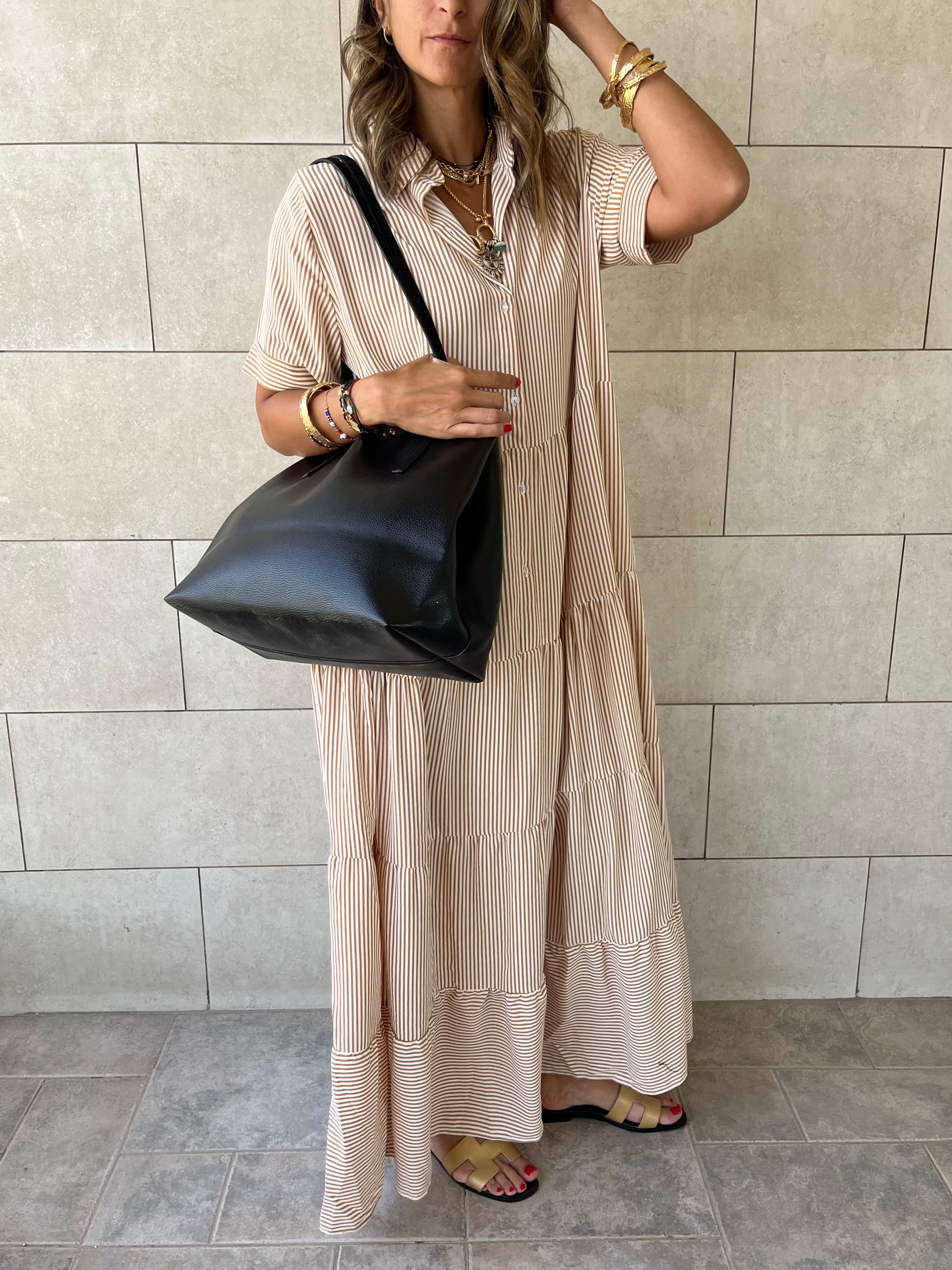 Black Frillu Leather Essential Bag