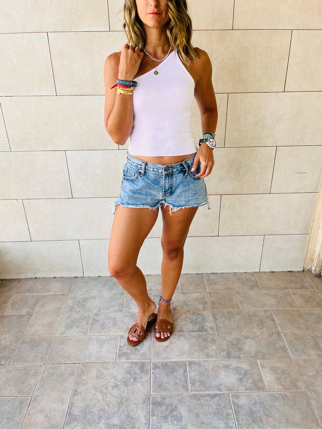 White Simple Cool Off Shoulder Top