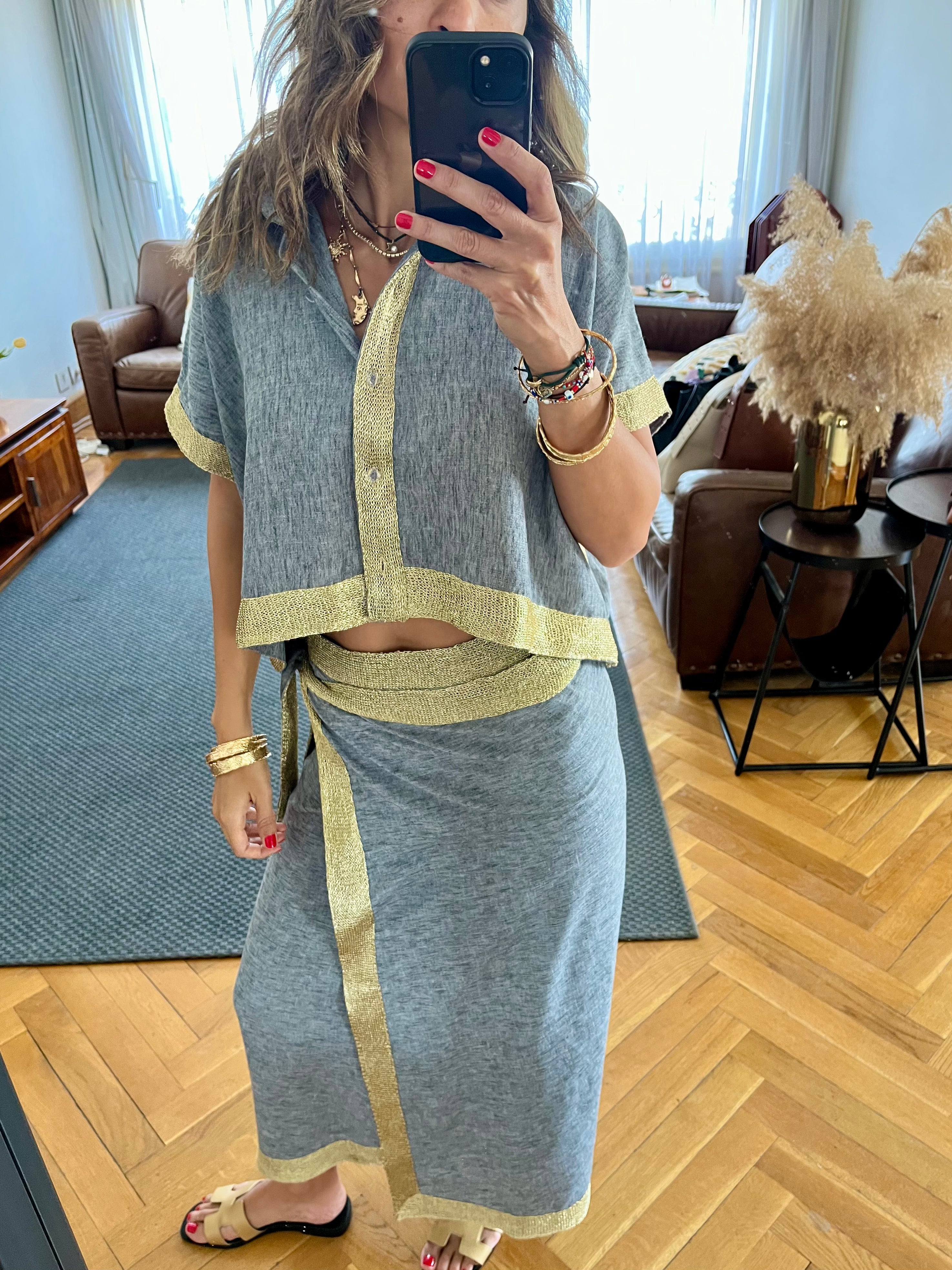 Golden Grey Edge Cropped Shirt