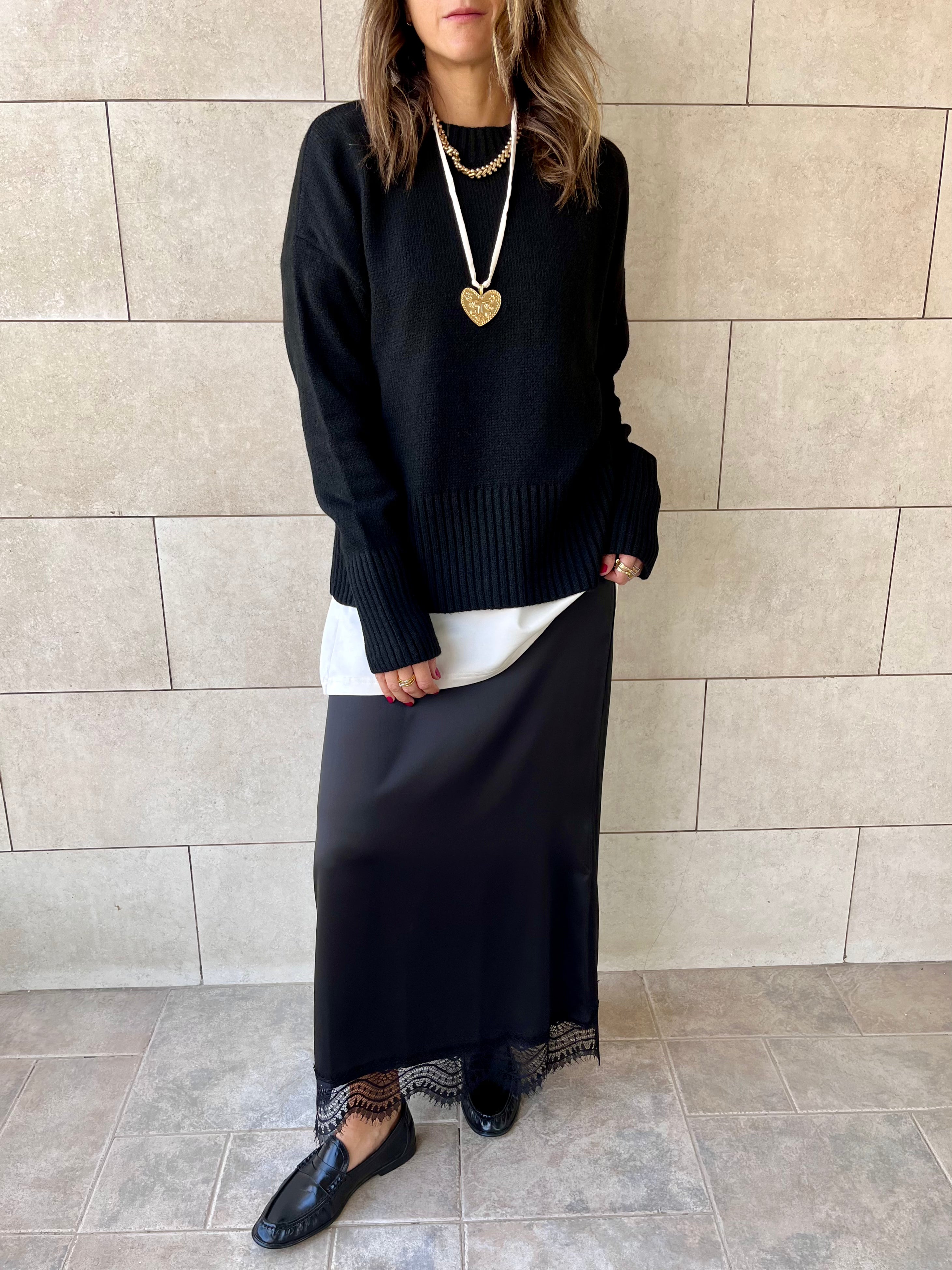 Black Soft Cozy Pullover