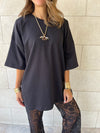 Black Oversize Me T-shirt