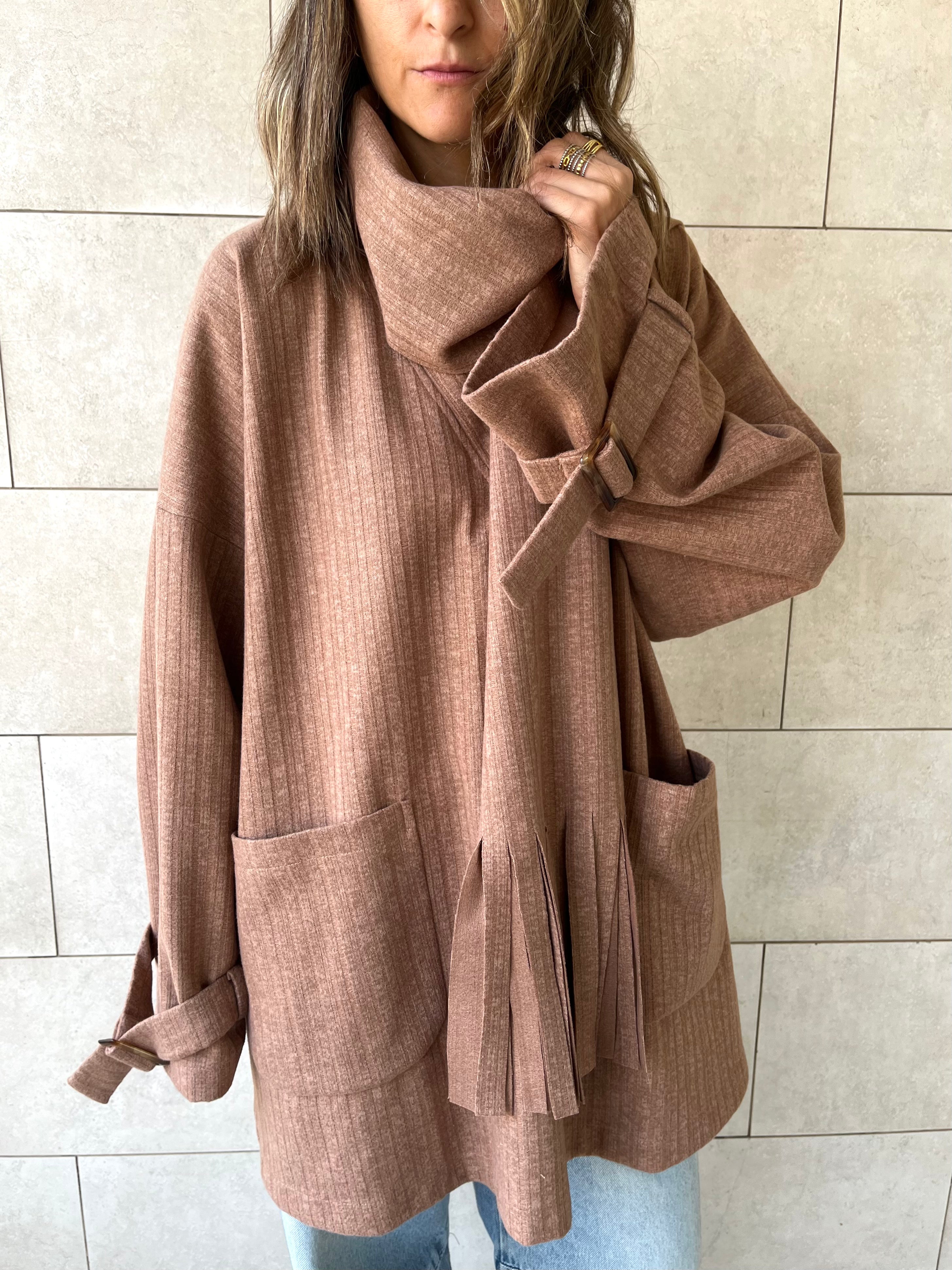 Cafe fringe Scarf Poncho