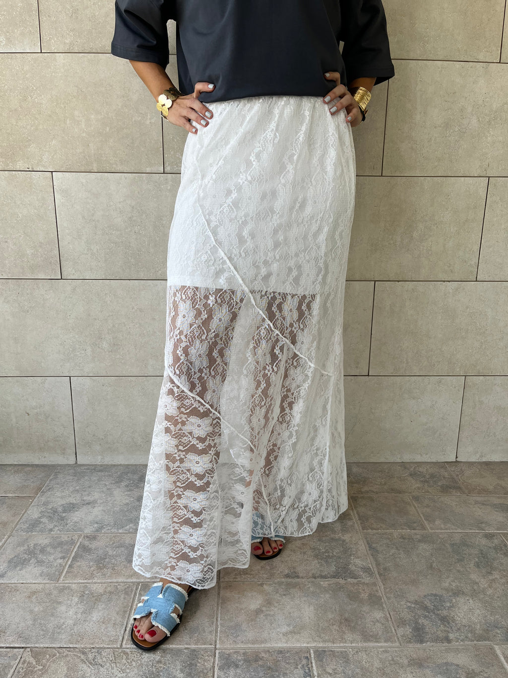 White Frillu Lace Skirt
