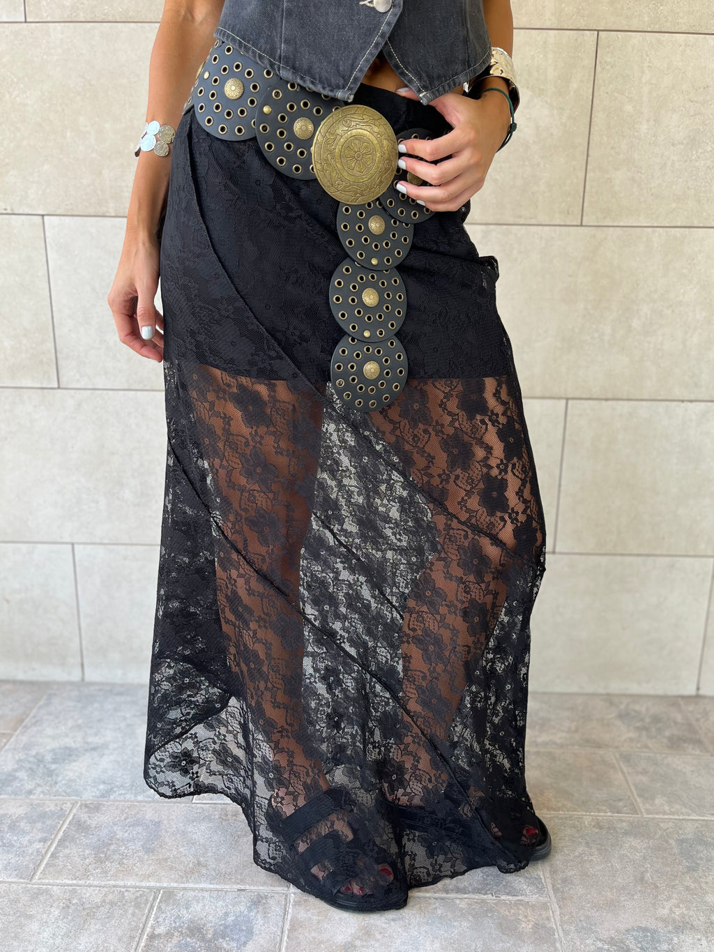 Black Frillu Lace Skirt