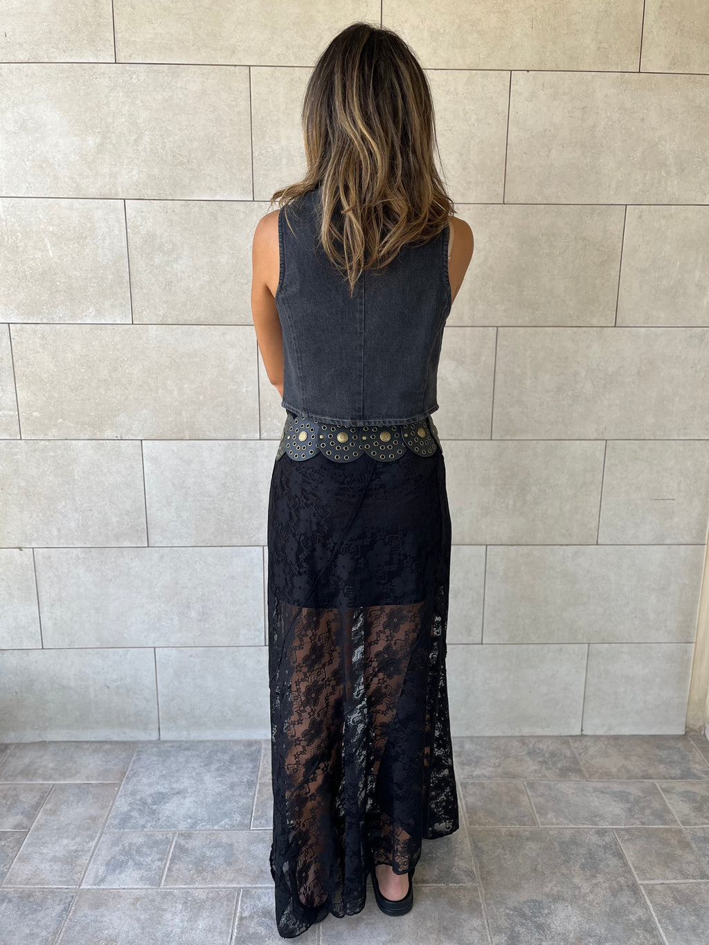Black Frillu Lace Skirt