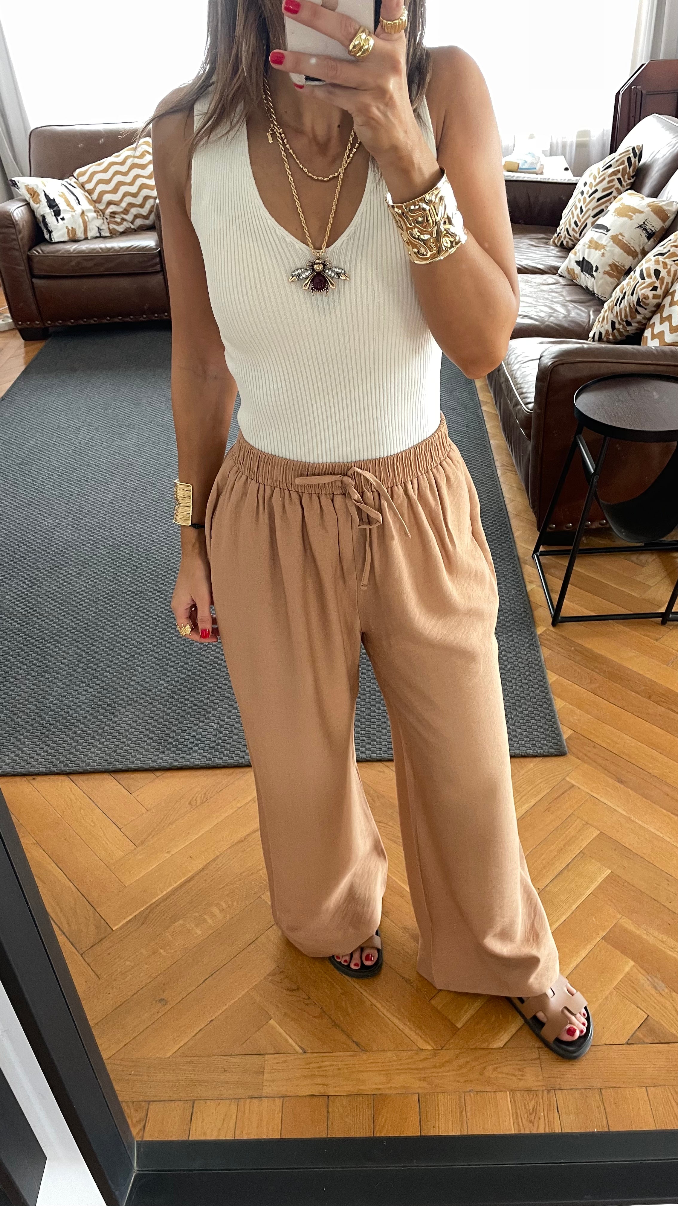 Cafe Essential Linen Pants