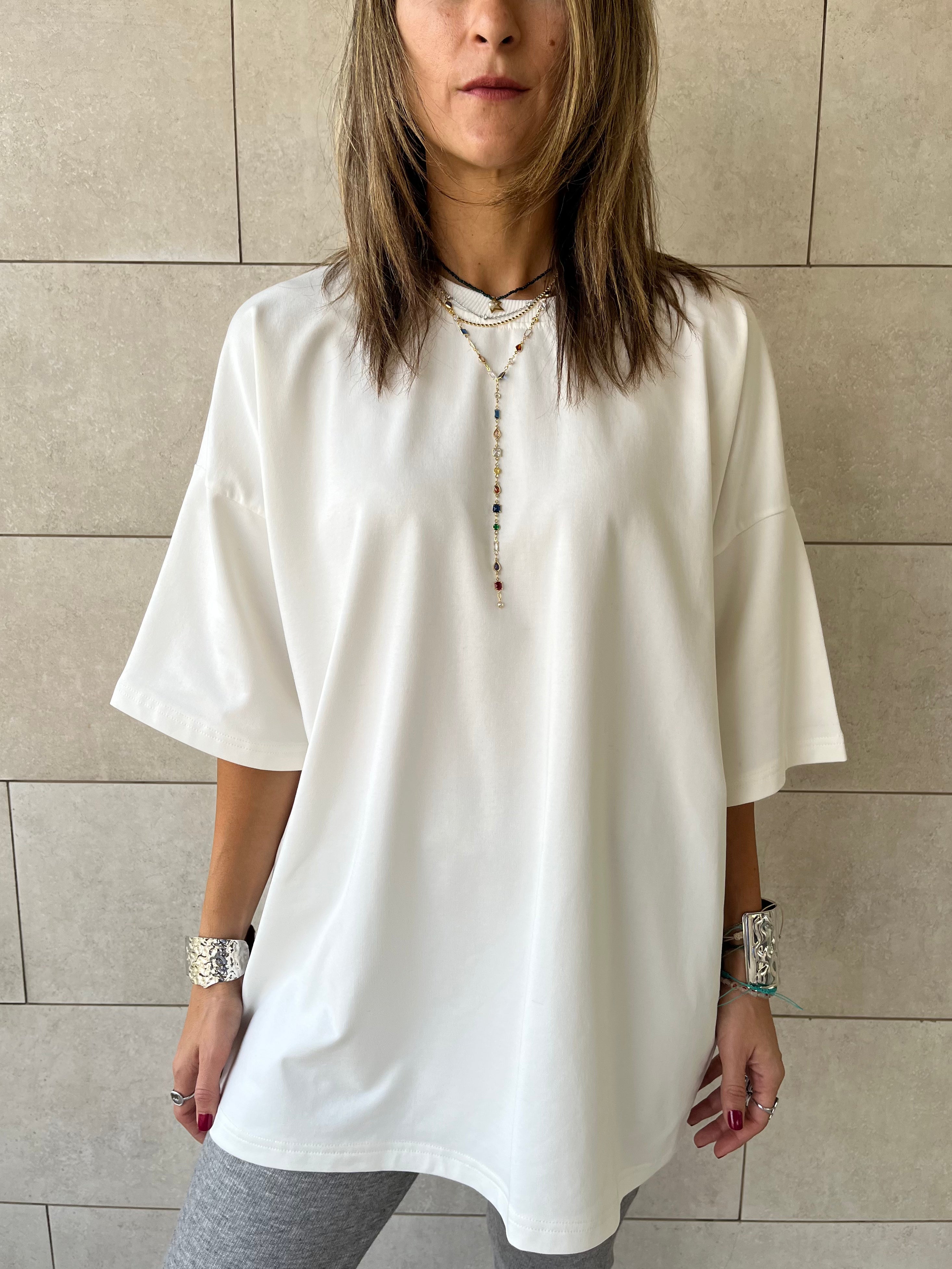 White Oversize Me T-shirt