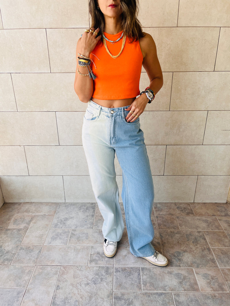 Grey & White & Orange Cropped Essential Cut