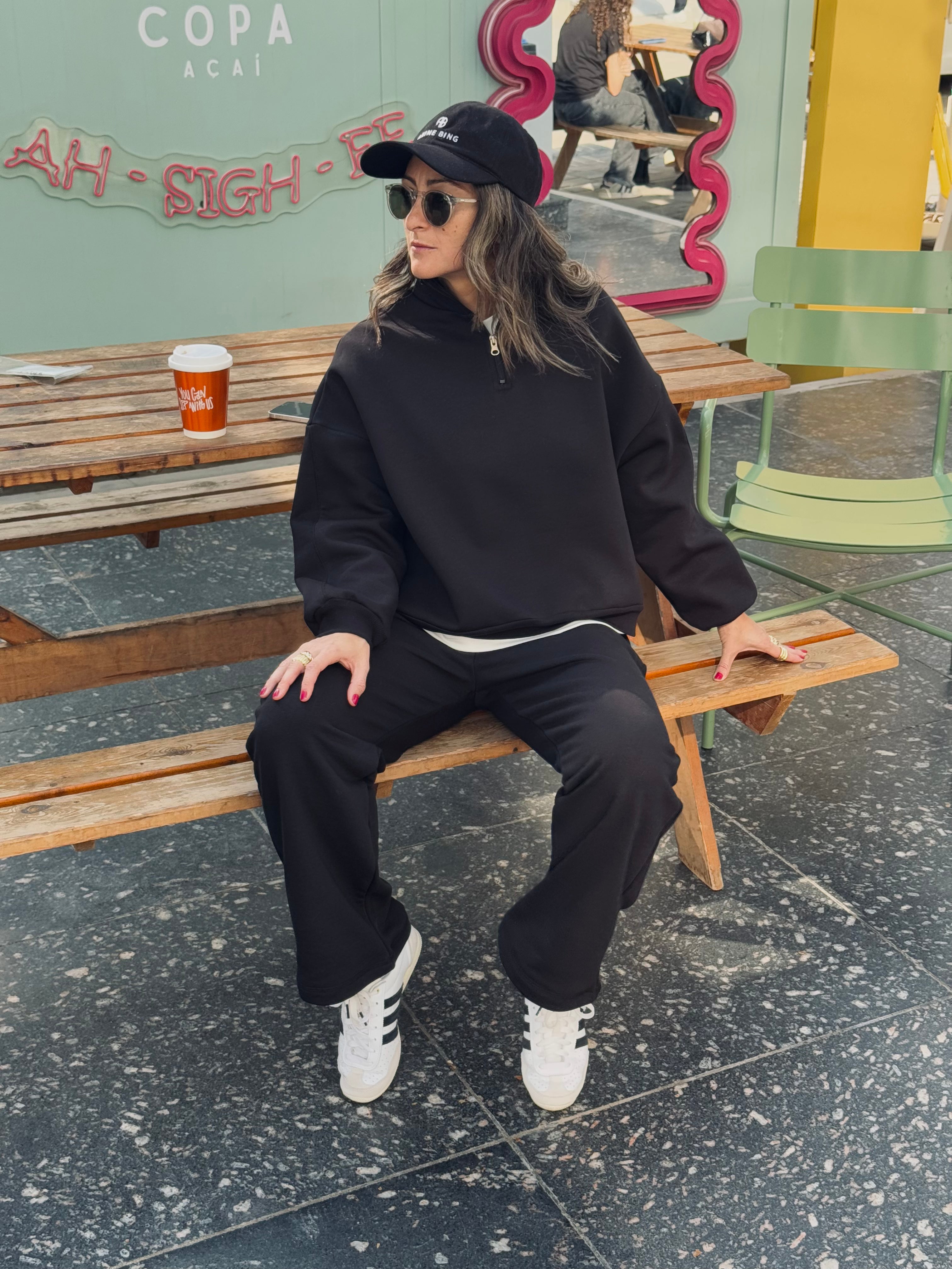 Black Fleece Lined Quarter Zip Up Sweatshirt