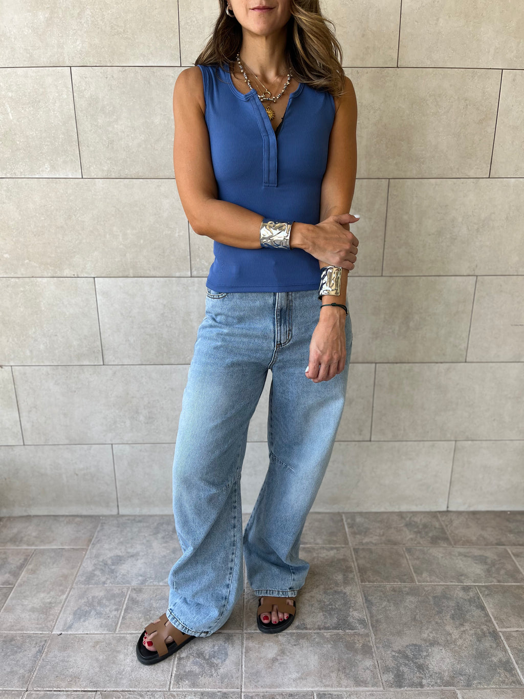 Blue 140 Essential Tank