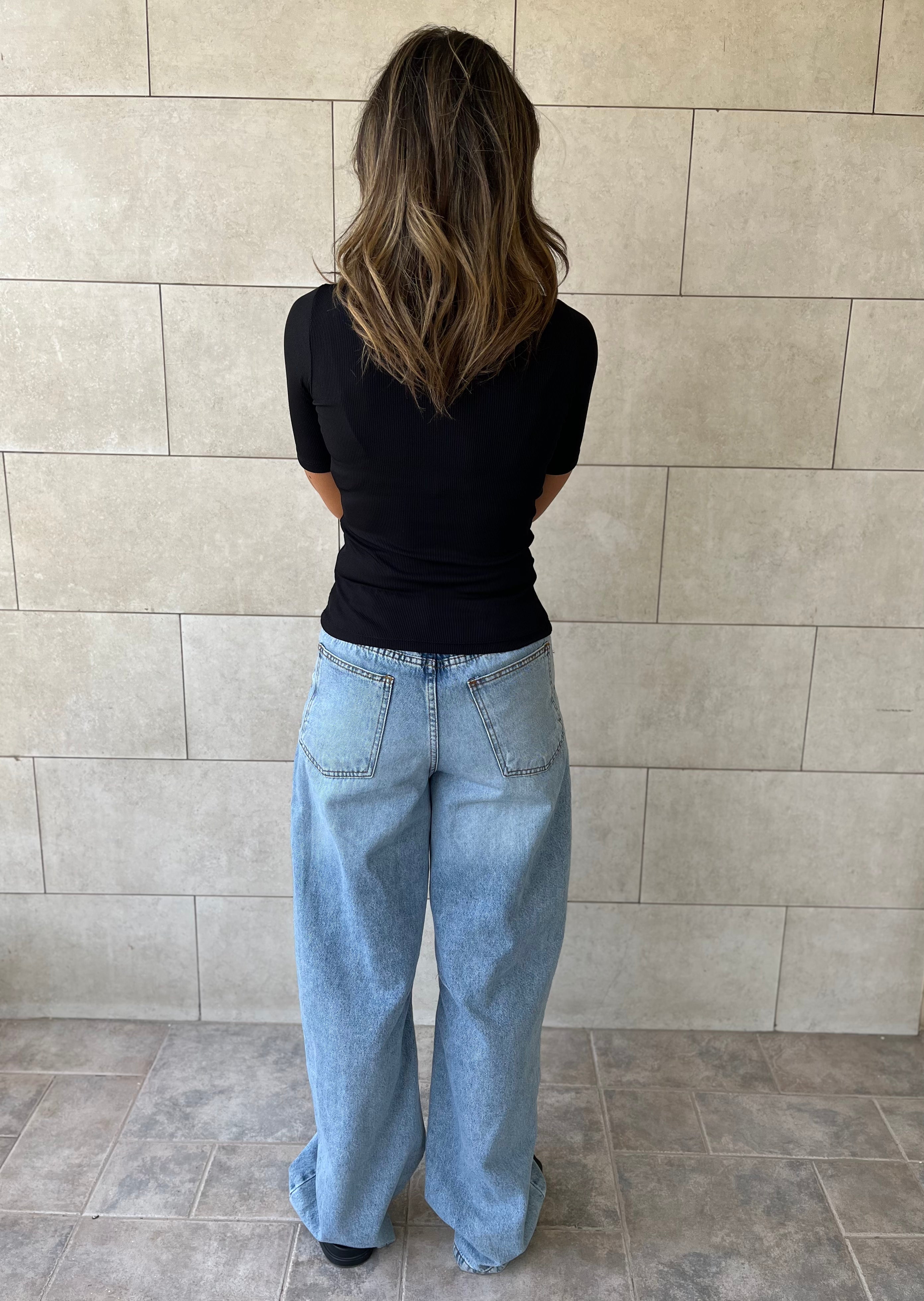 Black 140 Essential Top