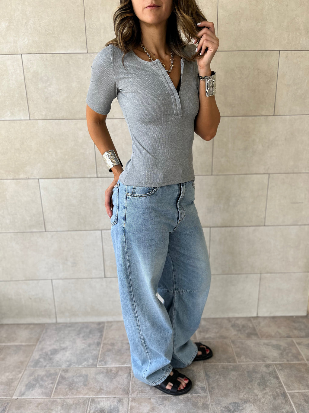 Grey 140 Essential Top