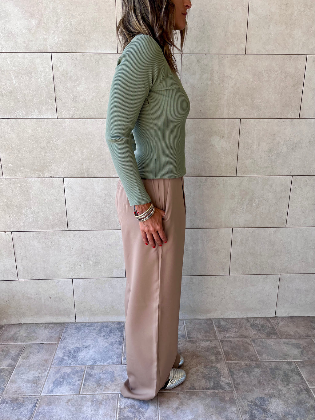 Pistachio Crewneck Contour Elevated Pullover