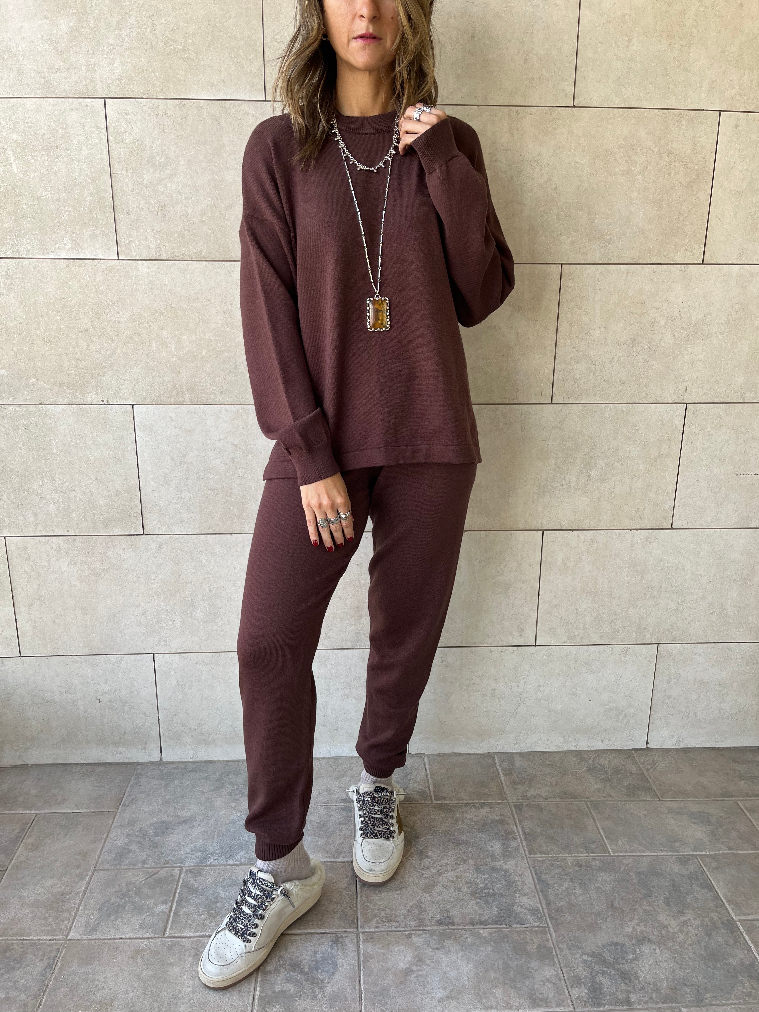 Brown Frillu Essential Basic Set