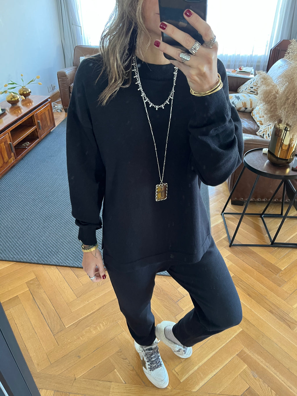 Black Frillu Essential Basic Set