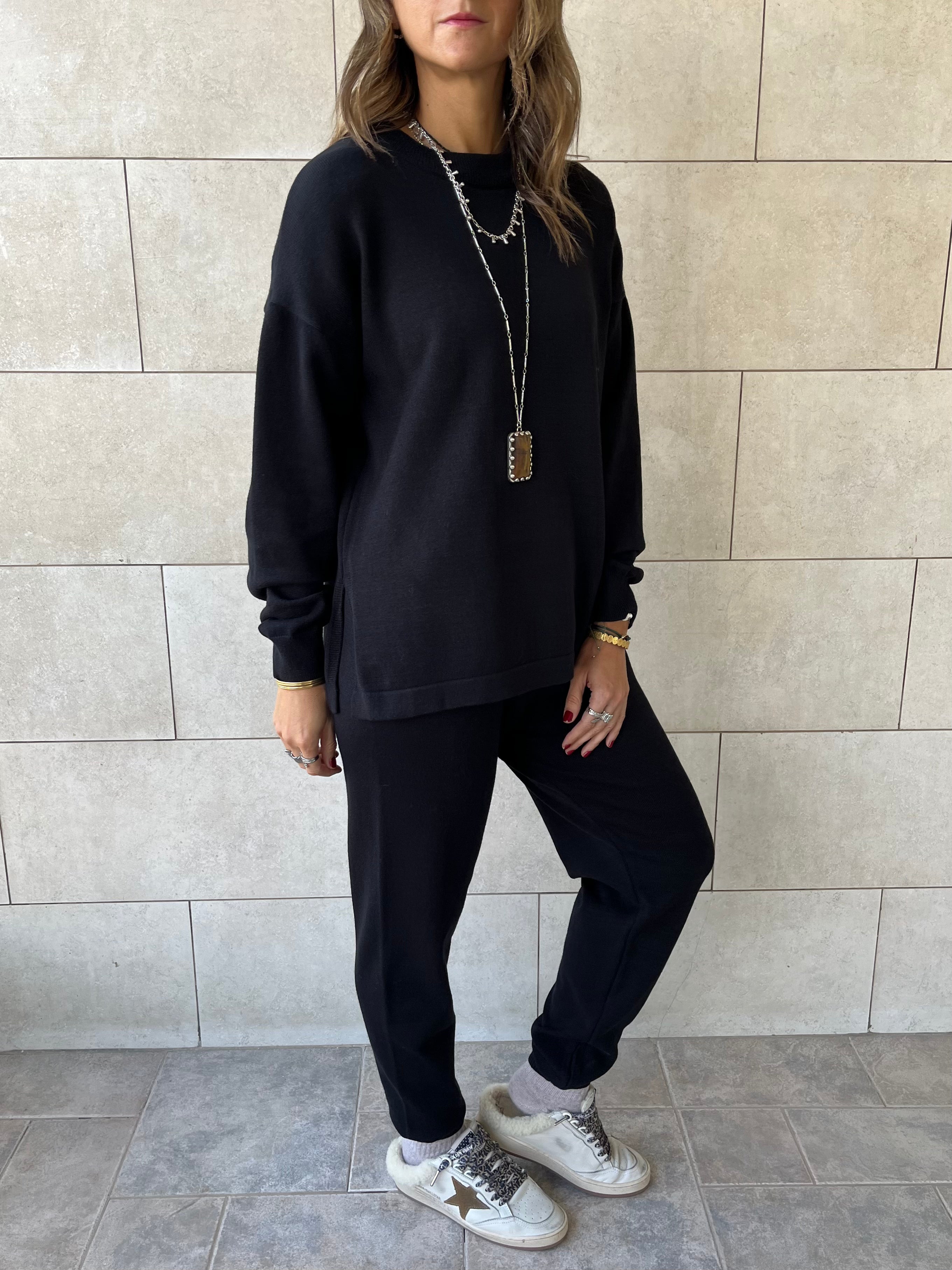 Black Frillu Essential Basic Set